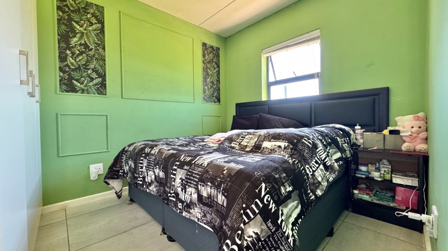 2 Bedroom Property for Sale in Aan de Wijnlanden Western Cape